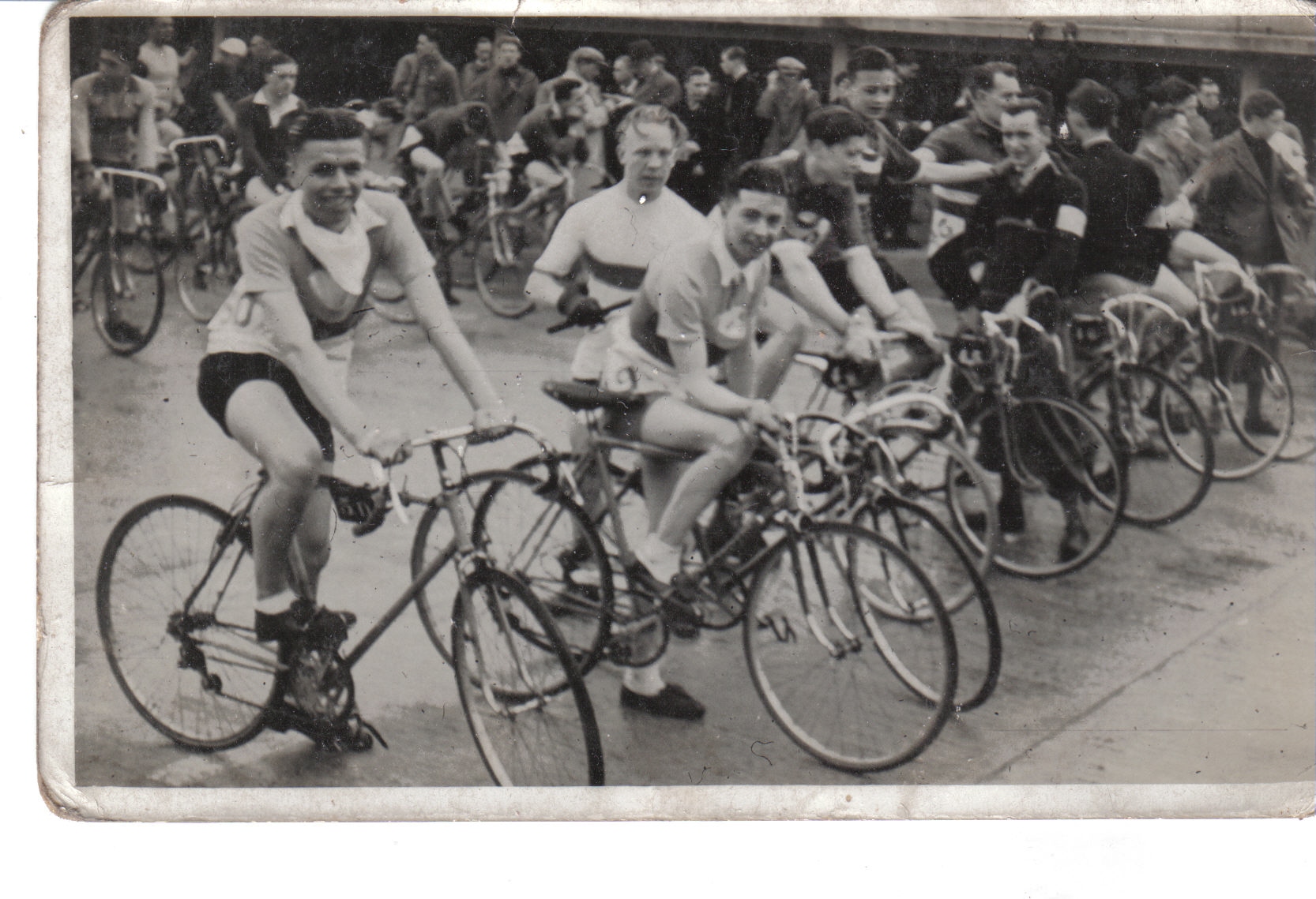 2-Alf-Huntingford-at-Brooklands