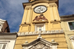 0777 8-9 clock tower