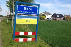 8311 30-4 sign for Born