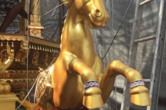 4722 -26-12-18  Carousel horse