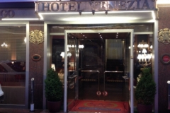 1047  20-9 Hotel Venezia
