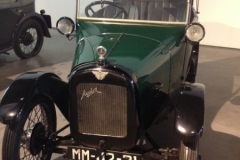 1779 19-10 Malaga car museum