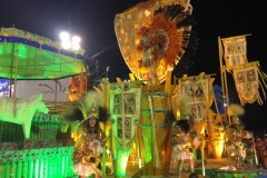 2444  11-2-18 carnival float