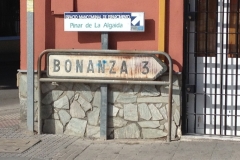 2436 1-11 Sign Bonanza