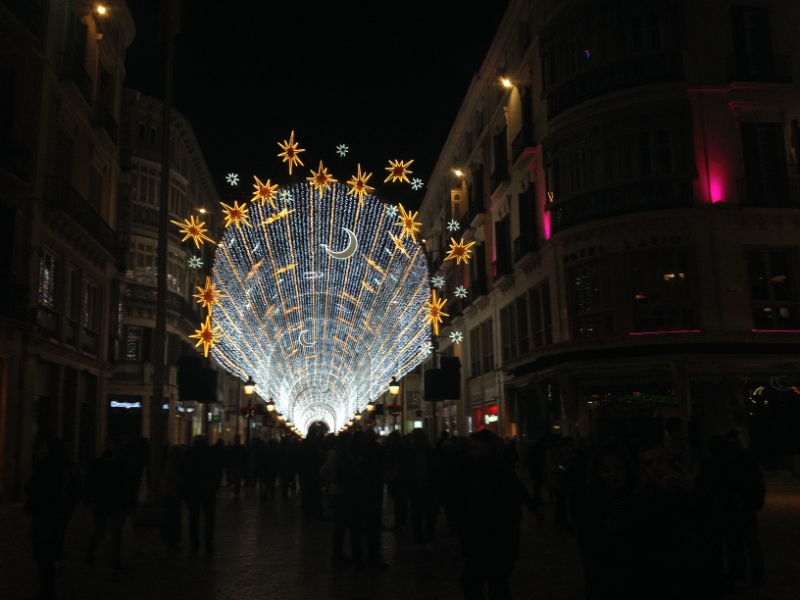 4009 5-12 Christmas lights