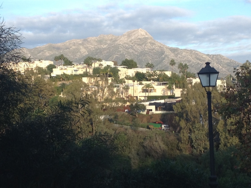 4040 7-12 View of town