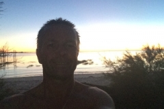 0410 Fouras les Bains dinner on the beach 17