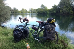 0631 4-9 bike by water