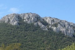 0750 8-9 cliffs