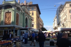 0765 8-9 market