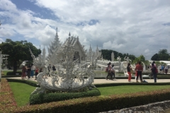 0137  15-8-19 White temple