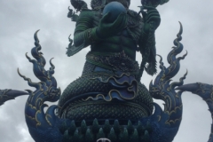0194  16-8-19 statue