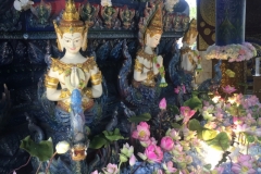 0198  16-8-19 statue