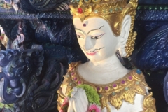 0200  16-8-19 statue