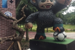 0256  18-8-19 mascot.
