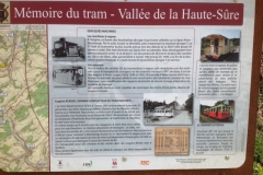 8228 27-4 info board