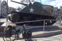 8237 27-4 tank