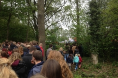 8463 5-5 crowd