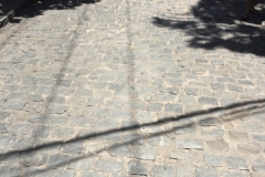 2001  16-1-18 cobbled street