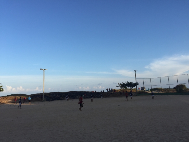 1282 9-12  Beach football
