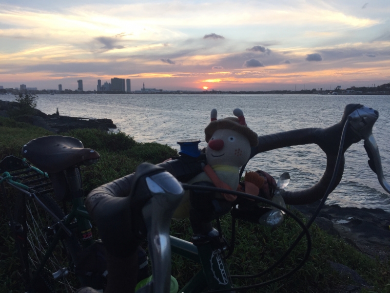 1287 9-12  BtS at sunset