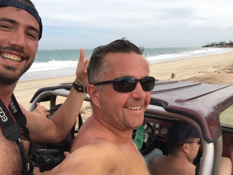 1353 11-12  Beach buggy