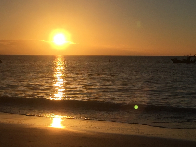 1407 14-12 Sunrise over the sea