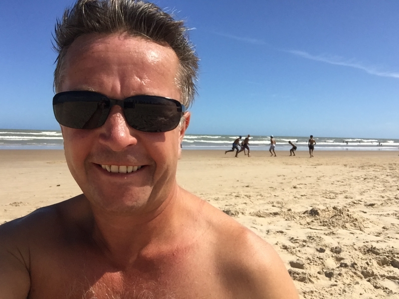 1601 25-12 Brian on the beach