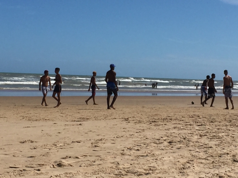 1602 25-12  beach games