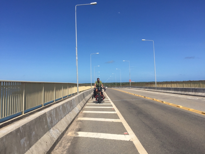 1640  27-12 Bridge