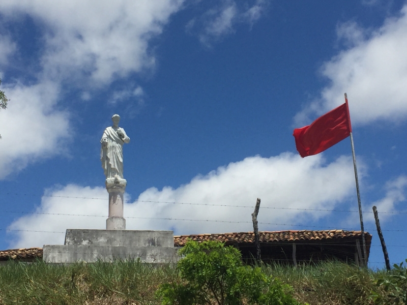 1669  28-12 statue
