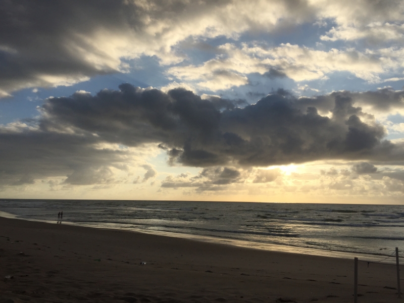 1730  31-12 Beach