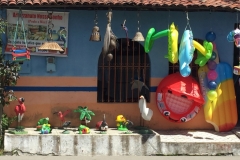 1470 15-12 beach toys