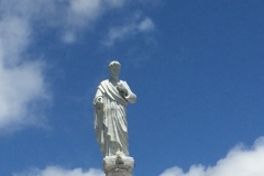 1670  28-12 statue