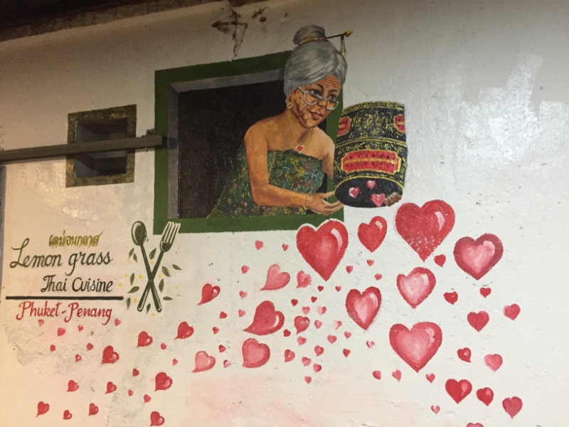 4702 -25-12-18  Street art