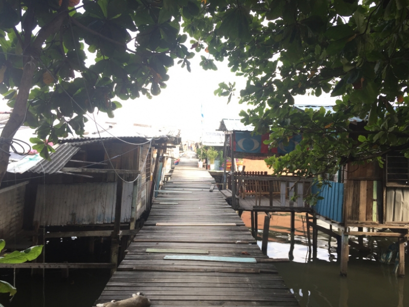 4735 -26-12-18  walkway
