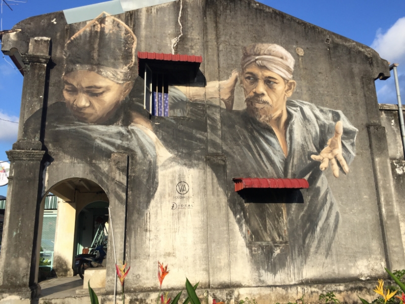 4851  -29-12-18 street art