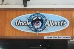 4692 -25-12-18  Uncle Alberts fish and chips
