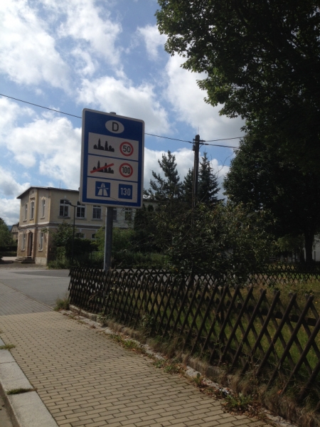 0106 9-8 Border