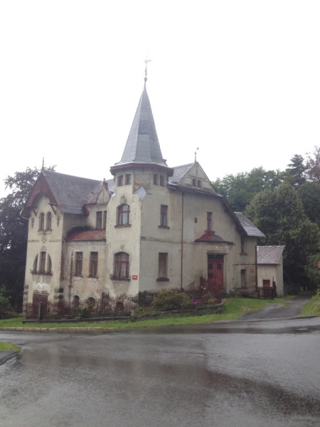 0160 11-8 building