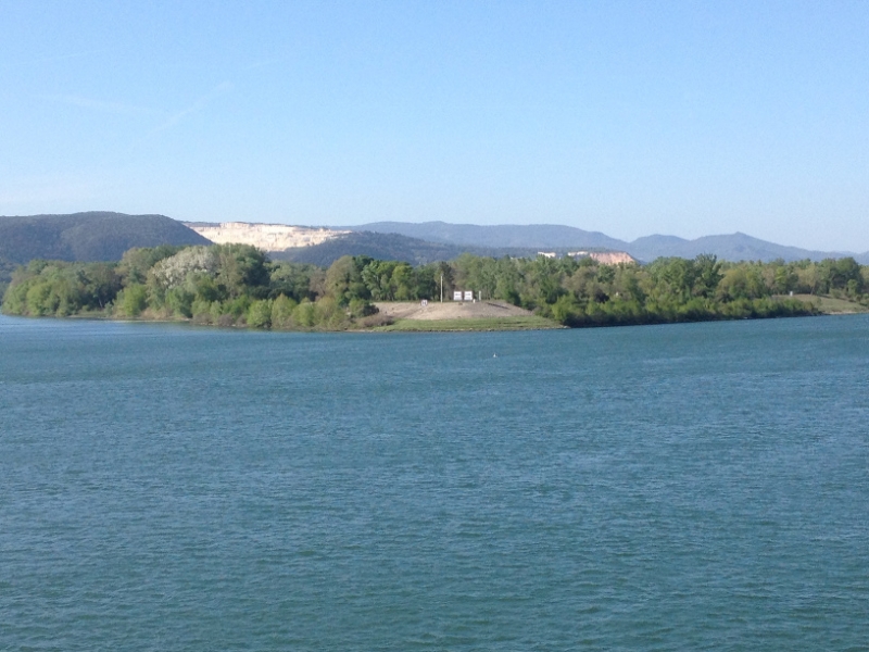 7726 7-4 River view