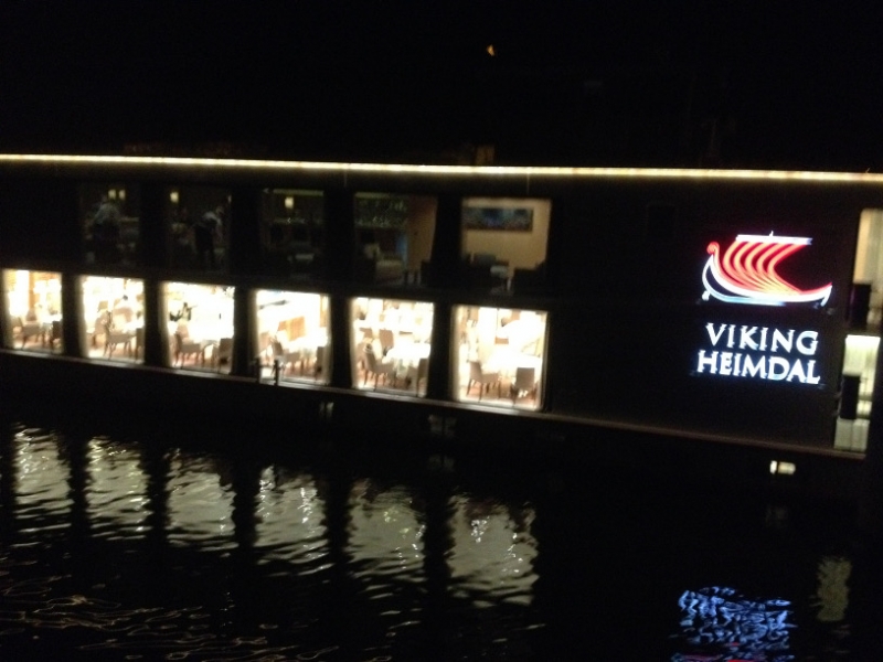 7746 8-4 night boat