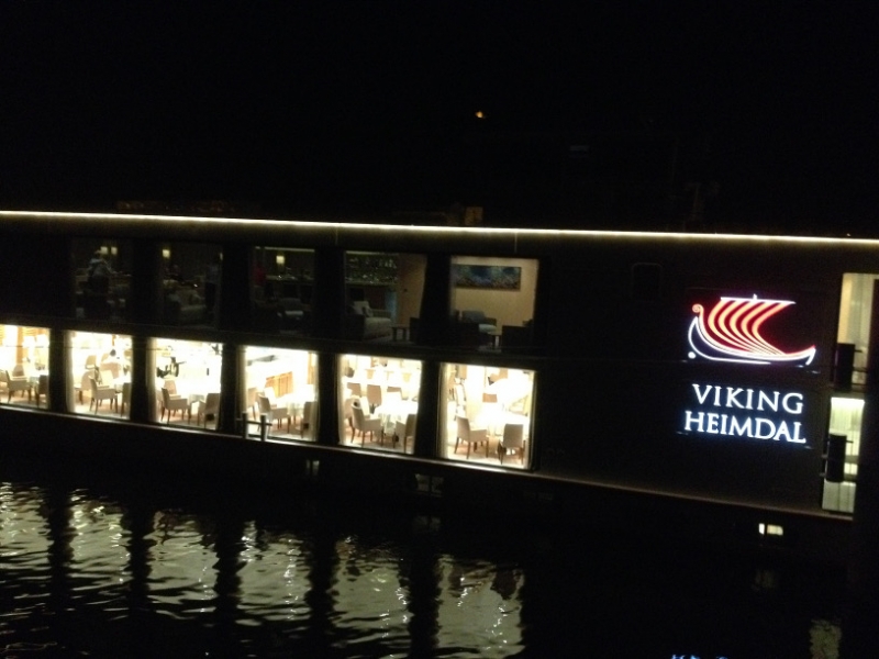 7747 8-4 night boat