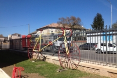 7811 12-4 Cycle statue