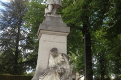 7930 14-4 War memorial WW1