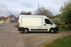 7981 16-4 bread van