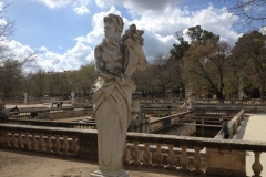 7682 26-3 Statue