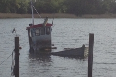 8715 15-5sunken boat