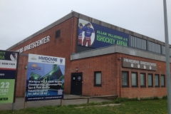 8733 16-5 sports centre
