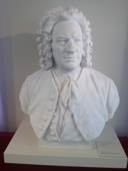 0006 1-8 bust